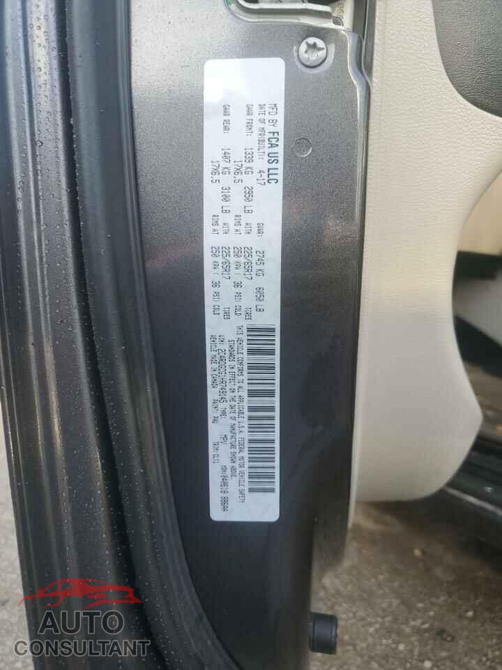 DODGE CARAVAN 2017 - 2C4RDGCG1HR749145
