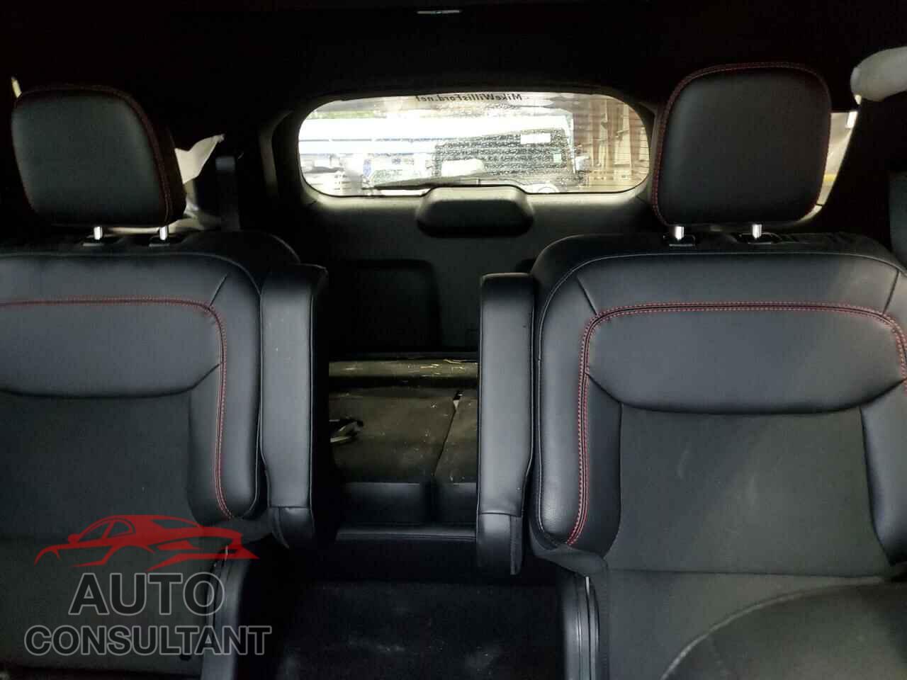 FORD EXPLORER 2023 - 1FMSK7KH2PGC03208
