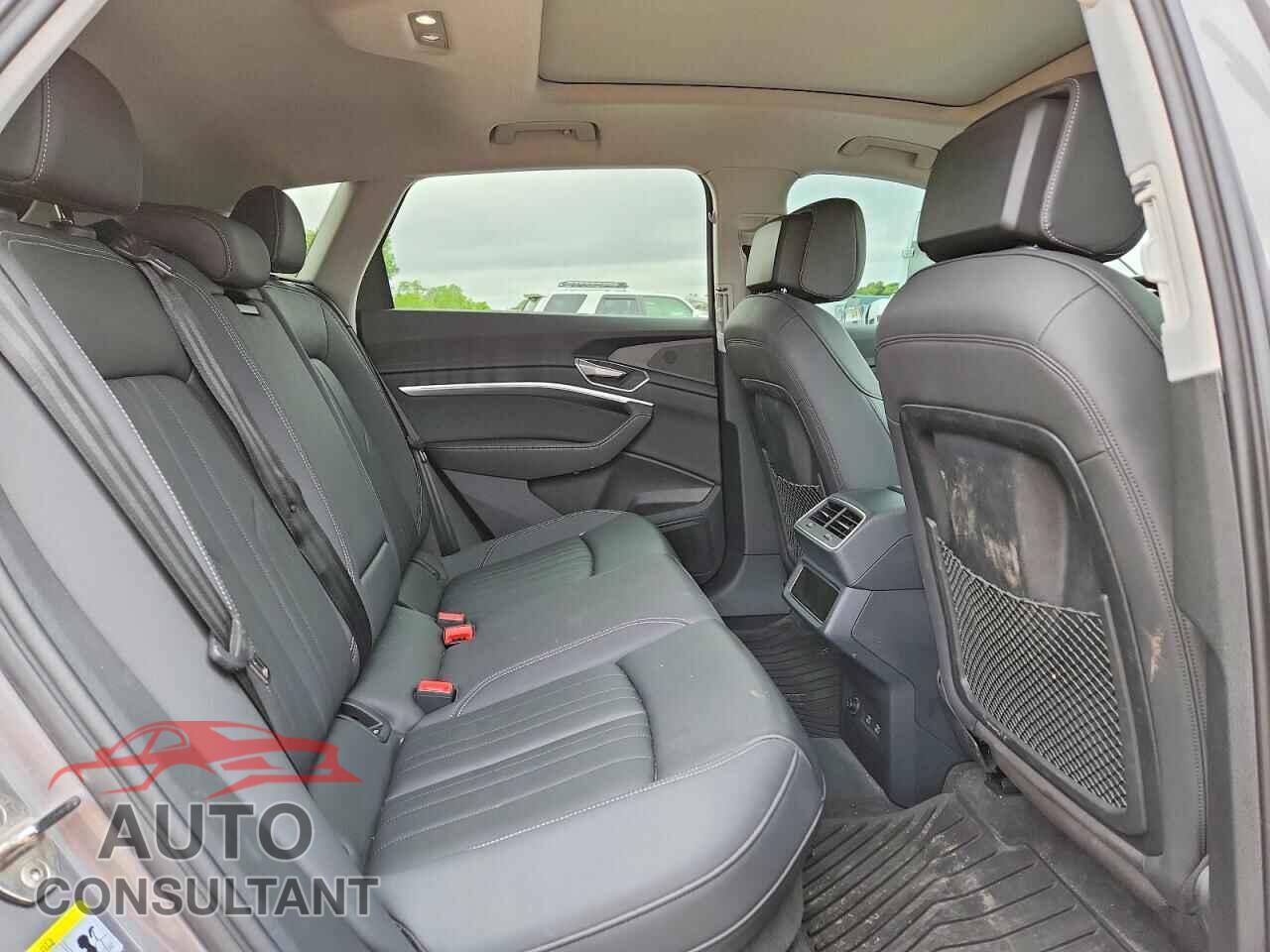 AUDI E-TRON 2021 - WA1AAAGE5MB024856