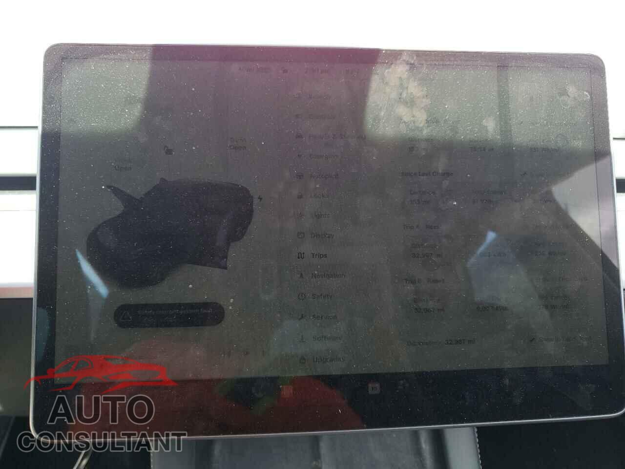 TESLA MODEL Y 2023 - 7SAYGAEE7PF772549