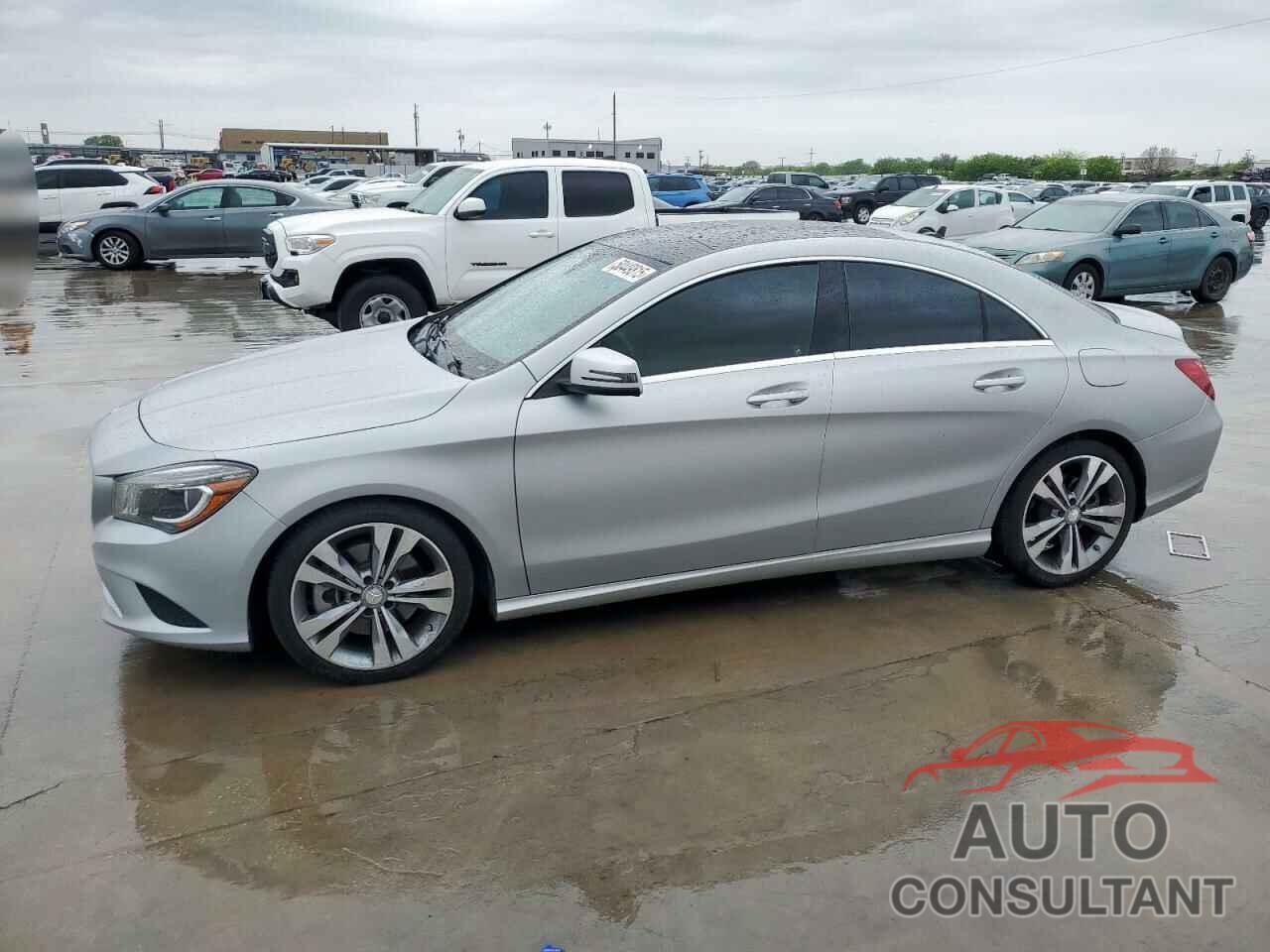MERCEDES-BENZ CLA-CLASS 2015 - WDDSJ4GB9FN212840