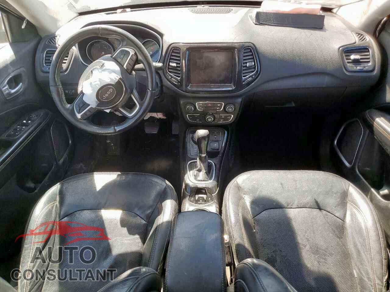JEEP COMPASS 2018 - 3C4NJDCB5JT332771