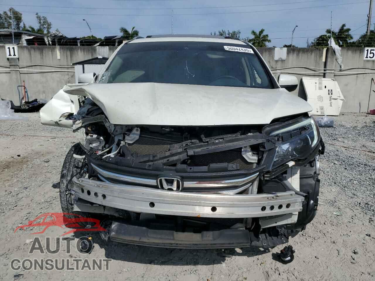 HONDA PILOT 2017 - 5FNYF5H58HB002977
