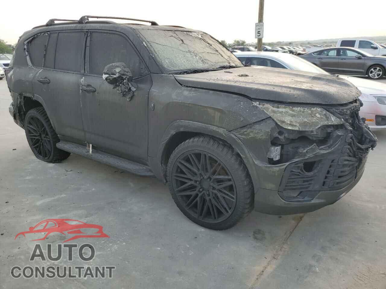 LEXUS LX 600 BAS 2022 - JTJGB7CX4N4010439