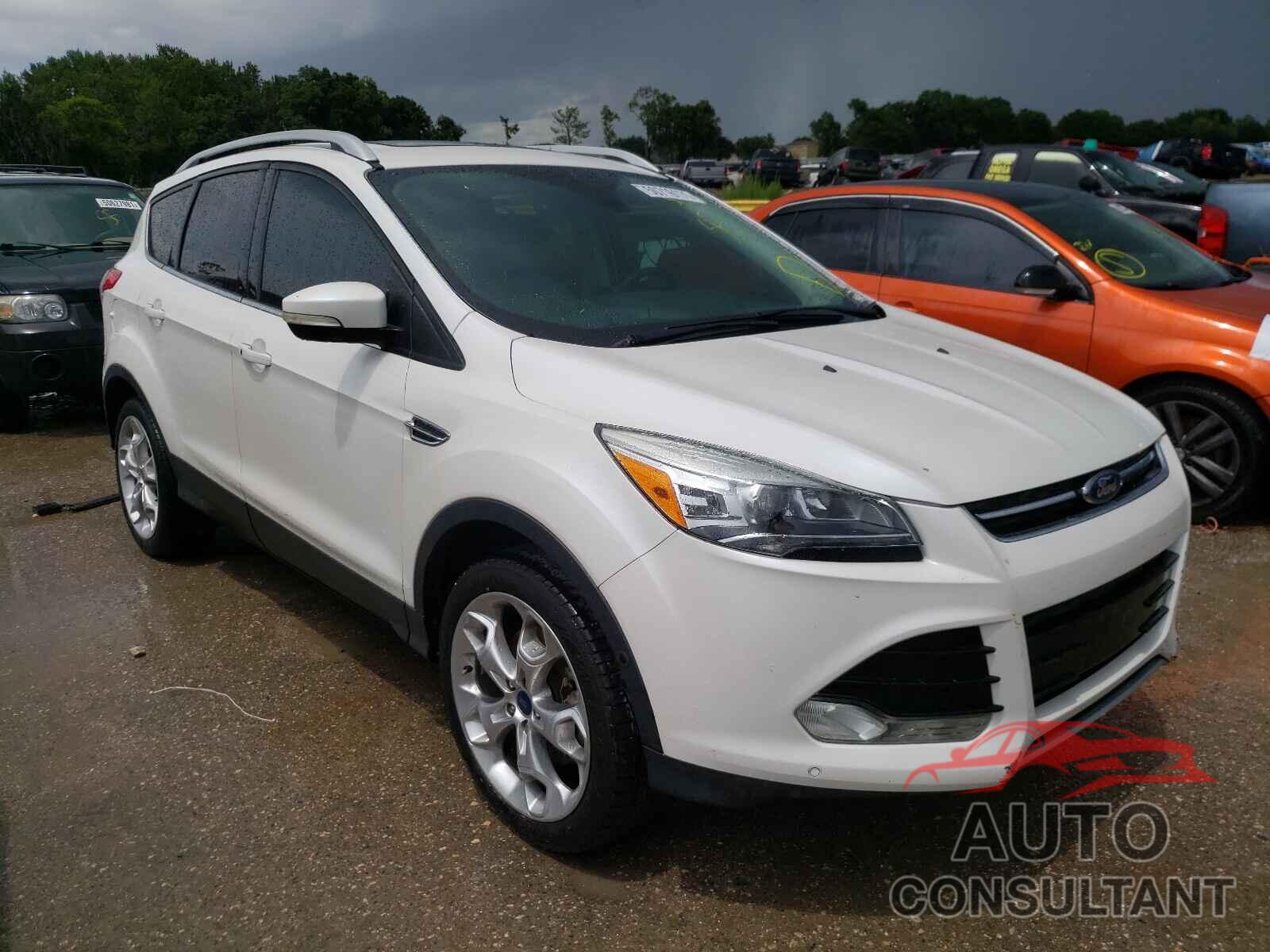 FORD ESCAPE 2016 - 1FMCU0J96GUC51649