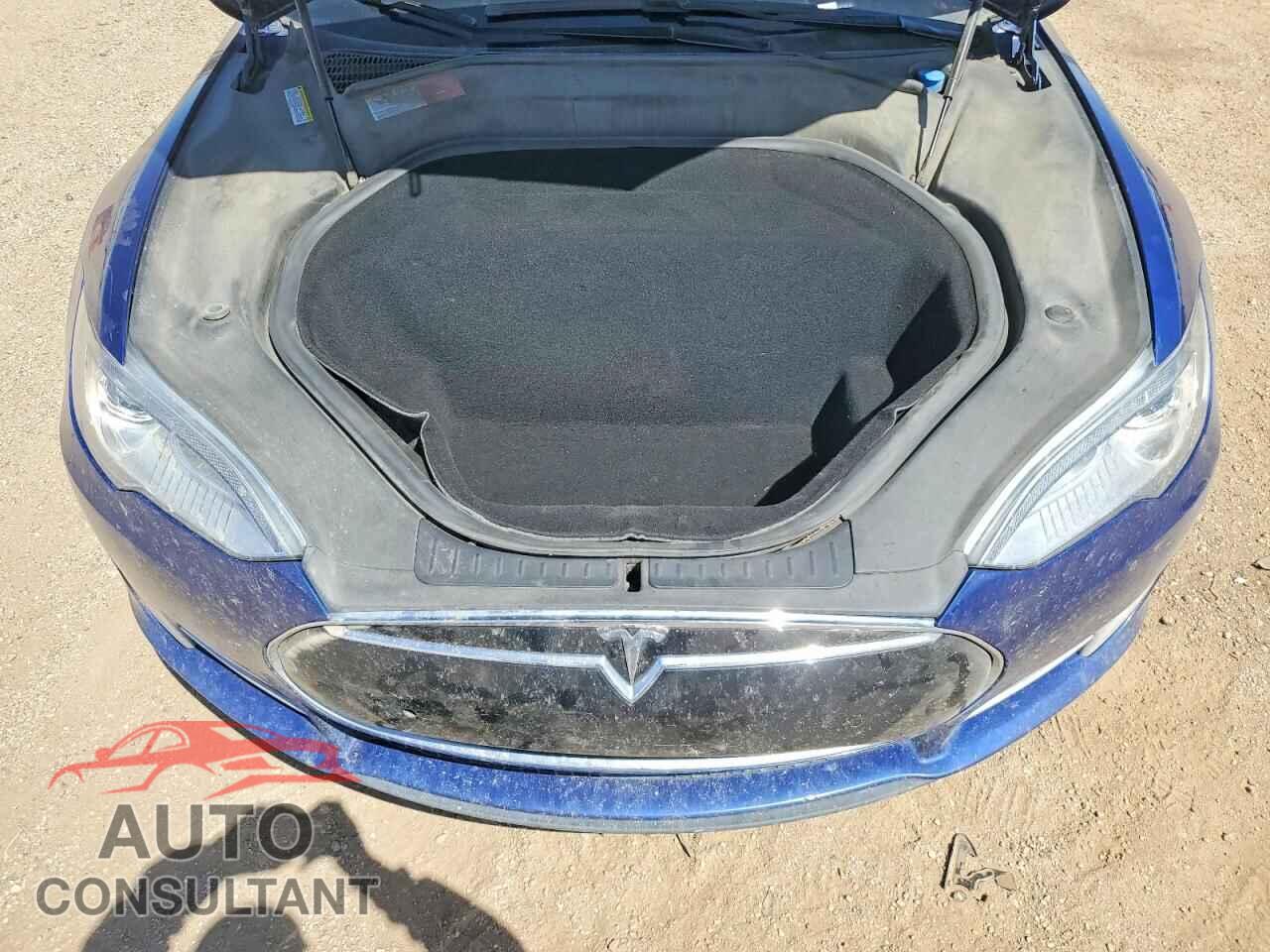 TESLA MODEL S 2015 - 5YJSA1E25FF102121