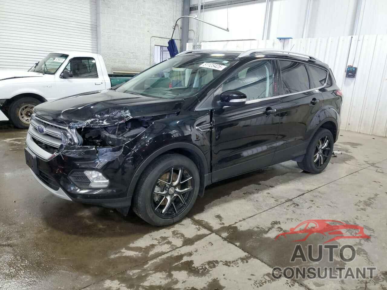 FORD ESCAPE 2017 - 1FMCU9J92HUC01627