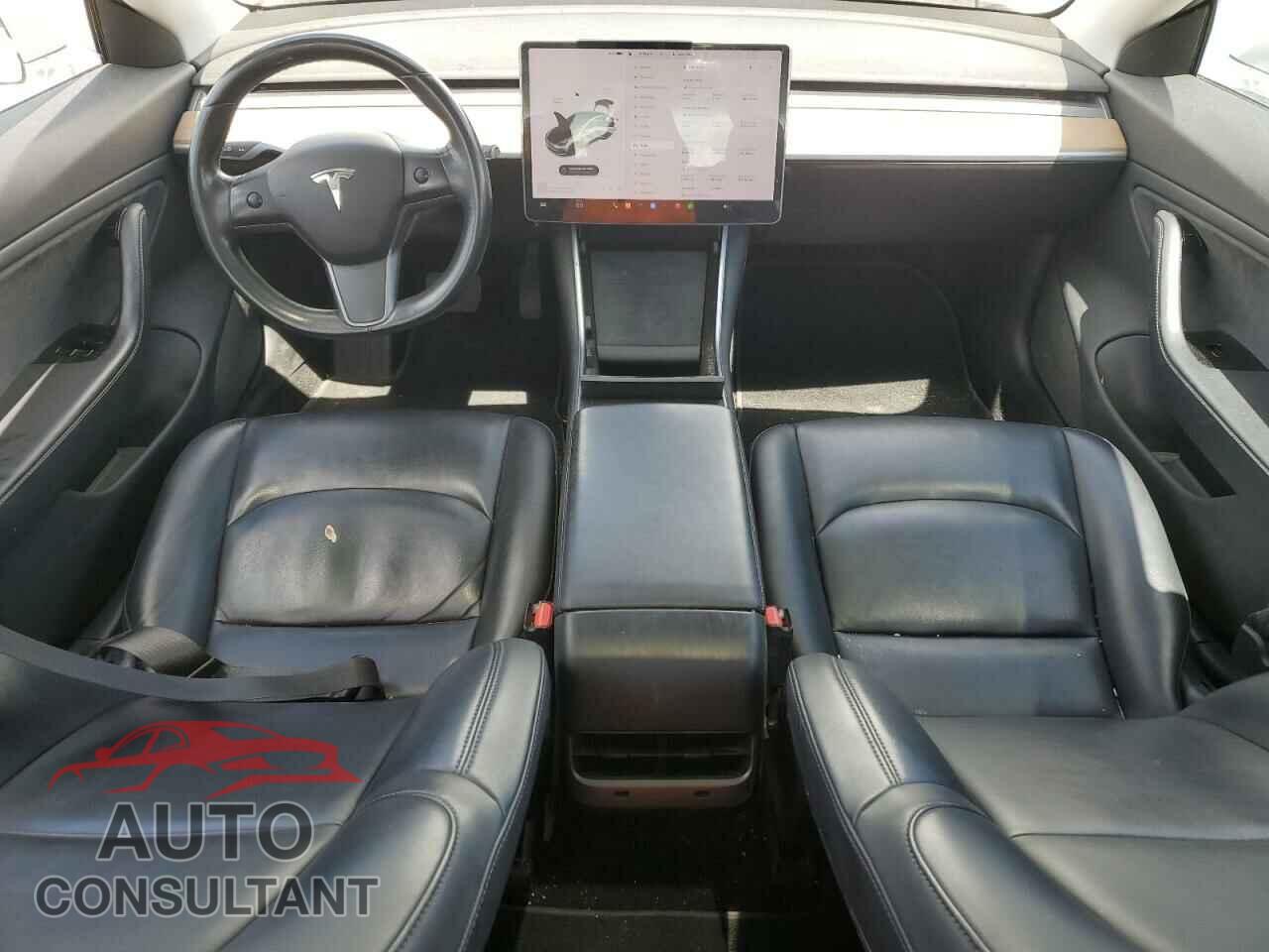 TESLA MODEL 3 2018 - 5YJ3E1EA8JF012843