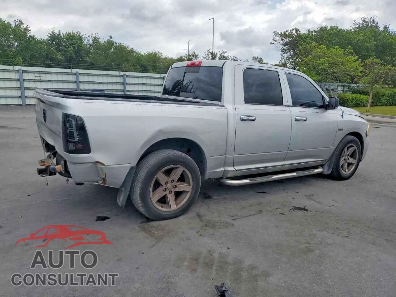 DODGE RAM 1500 2011 - 1D7RB1CT5BS596829