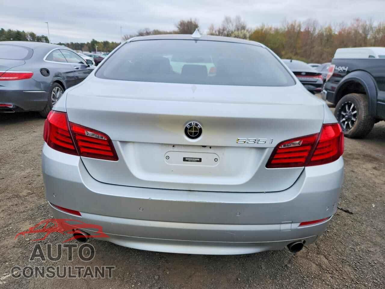 BMW 5 SERIES 2012 - WBAFU7C50CDU56671