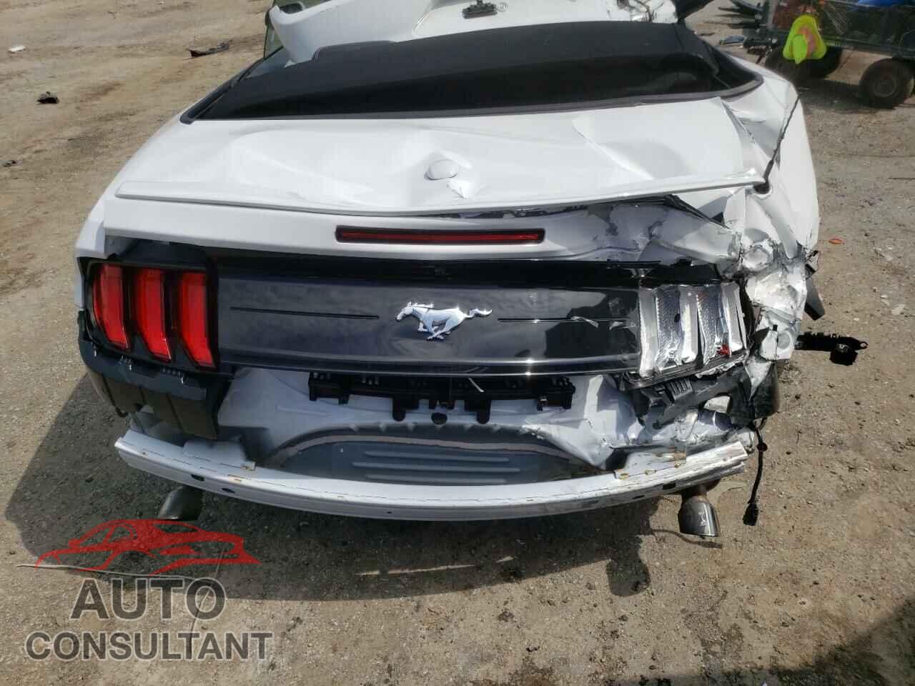 FORD MUSTANG 2021 - 1FATP8UH7M5100845