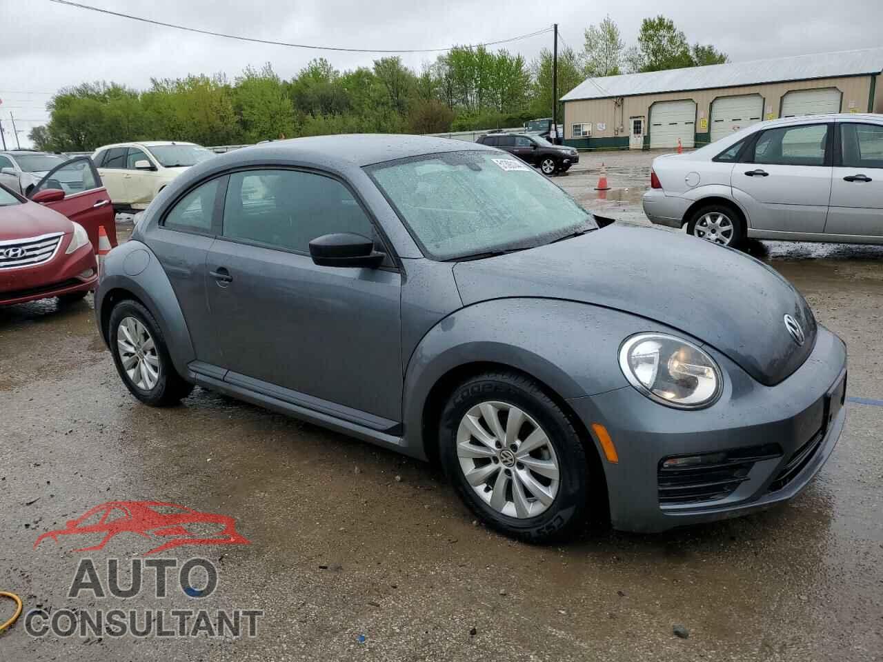 VOLKSWAGEN BEETLE 2017 - 3VWF17AT9HM604418
