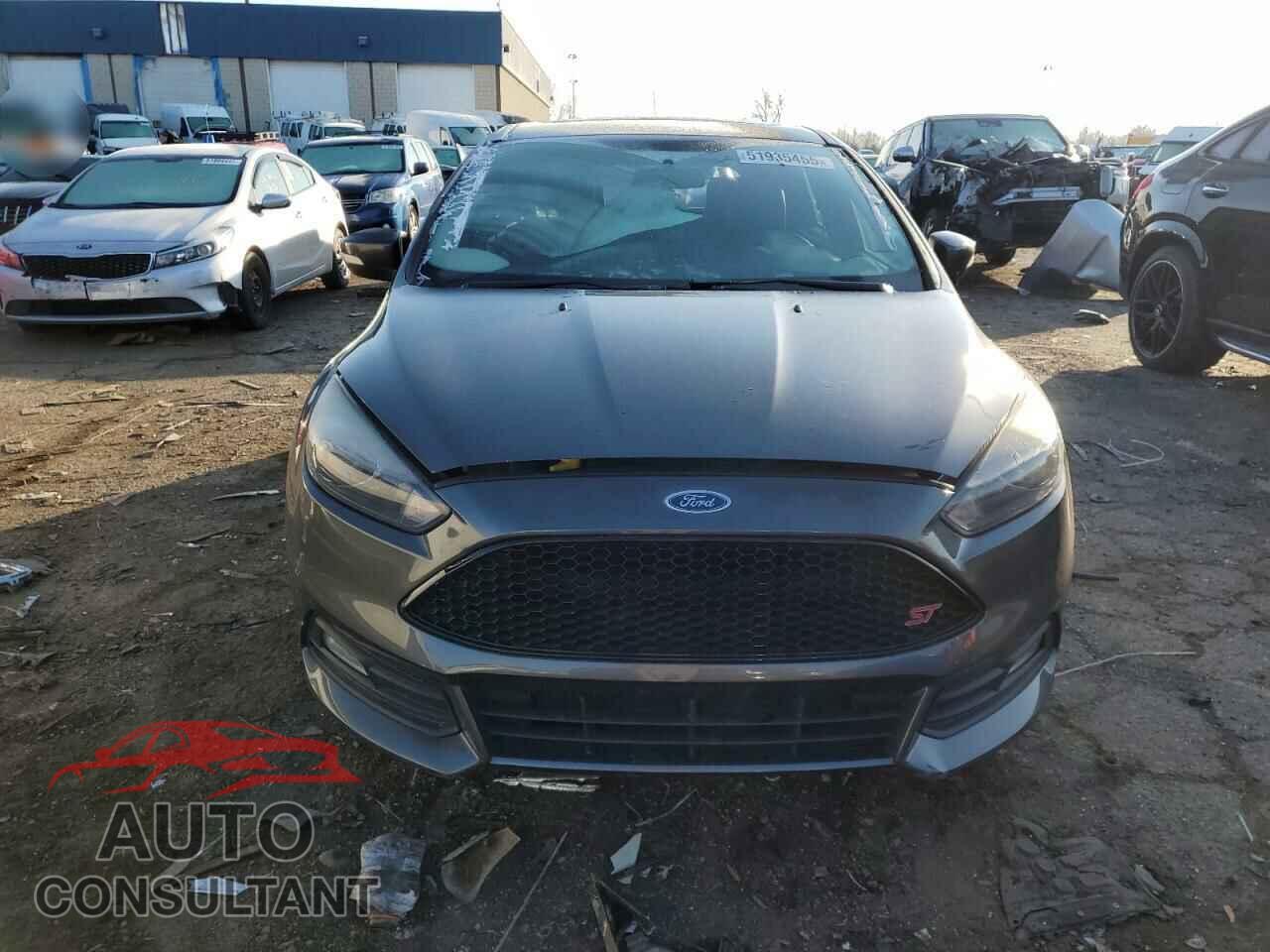 FORD FOCUS 2016 - 1FADP3L90GL266089