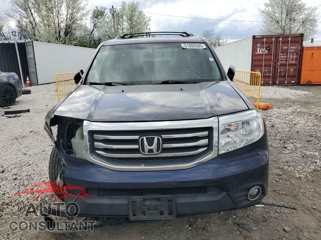 HONDA PILOT 2013 - 5FNYF4H71DB005158