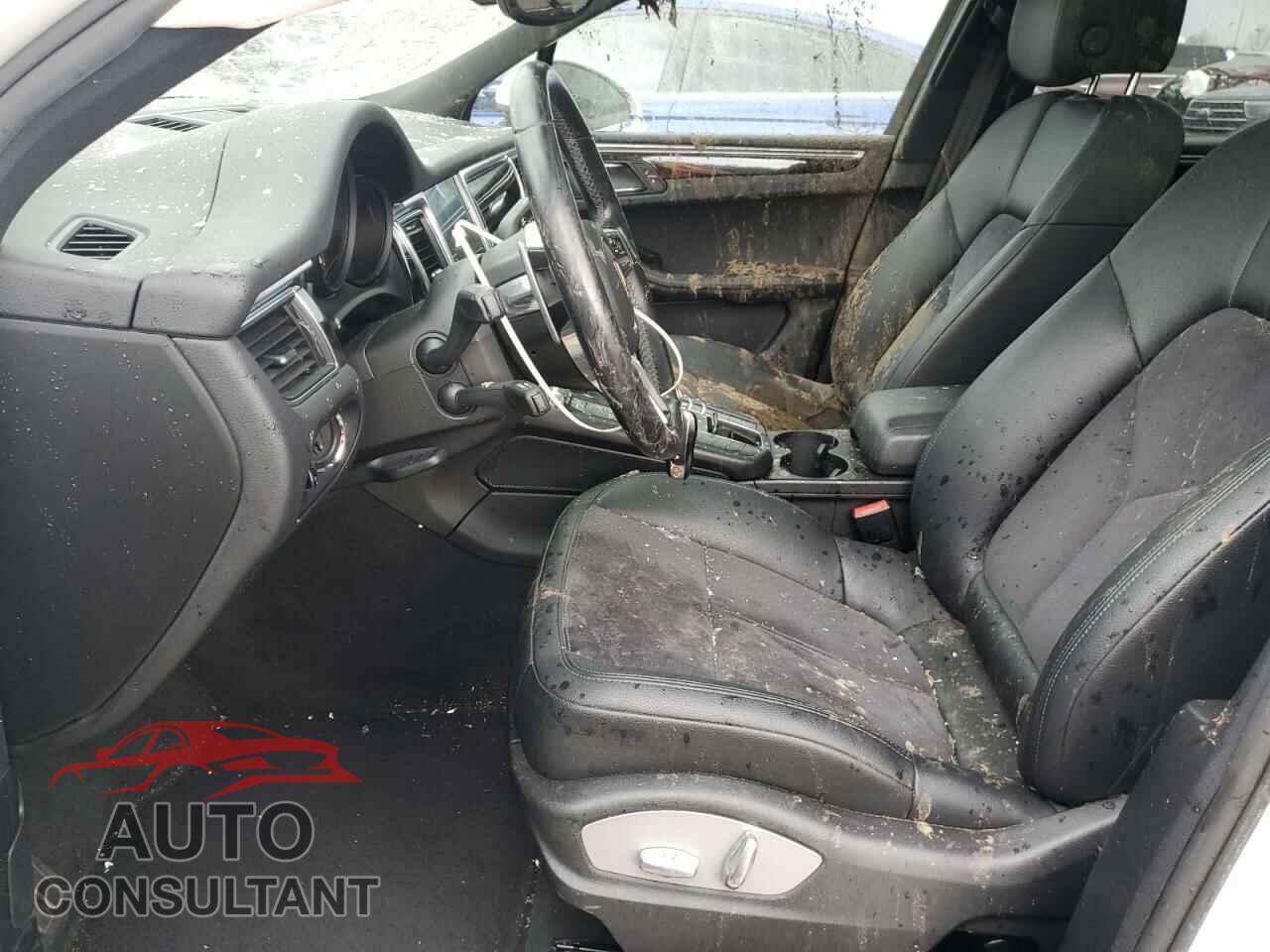 PORSCHE MACAN 2018 - WP1AA2A54JLB08353