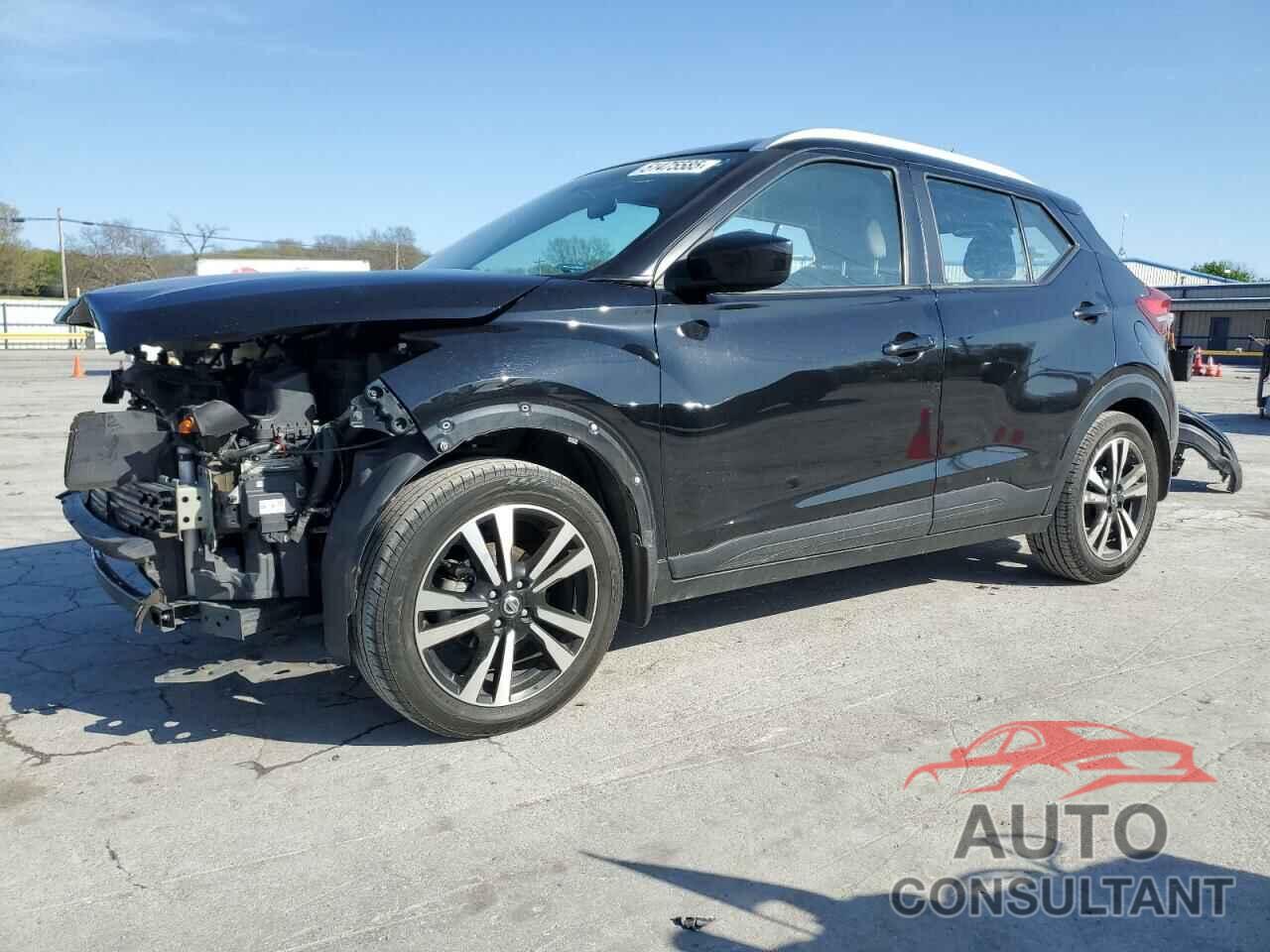 NISSAN KICKS 2018 - 3N1CP5CU4JL525090