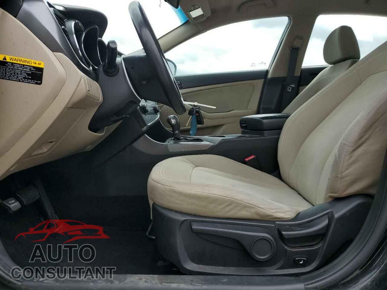 KIA OPTIMA 2011 - KNAGM4A76B5176088