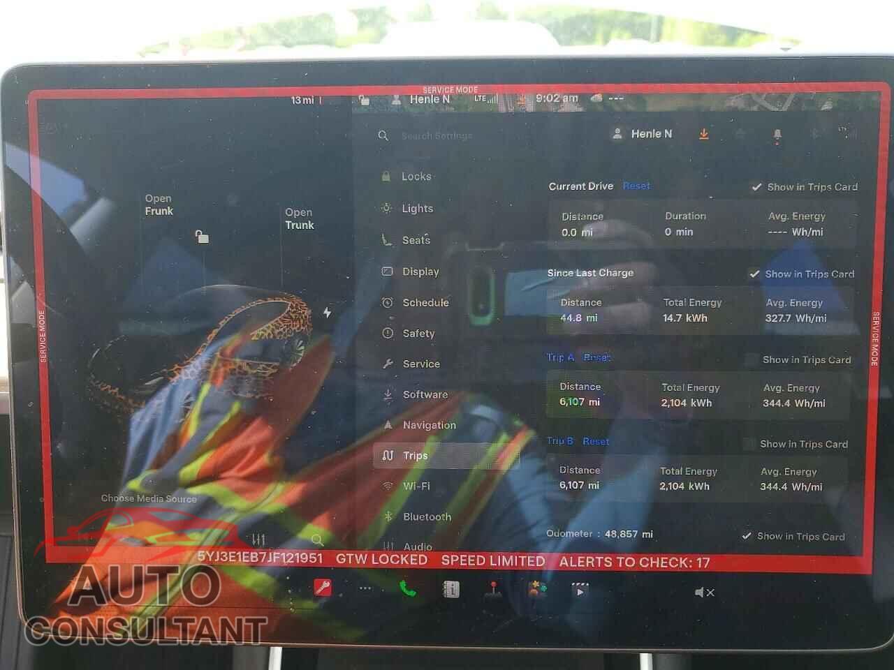 TESLA MODEL 3 2018 - 5YJ3E1EB7JF121951