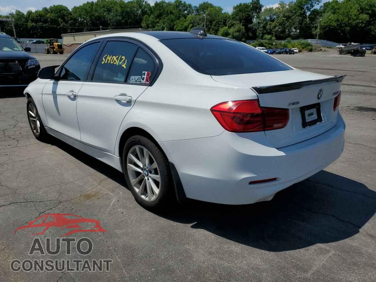 BMW 3 SERIES 2016 - WBA8E5G54GNU19417