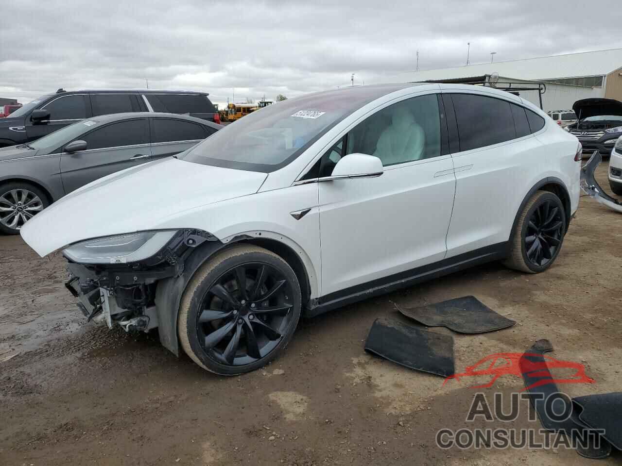 TESLA MODEL X 2020 - 5YJXCBE25LF235706