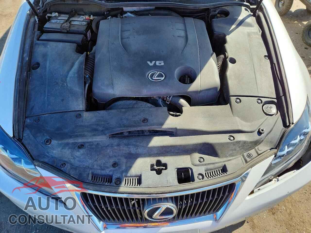 LEXUS IS 2011 - JTHBF5C25B5156640