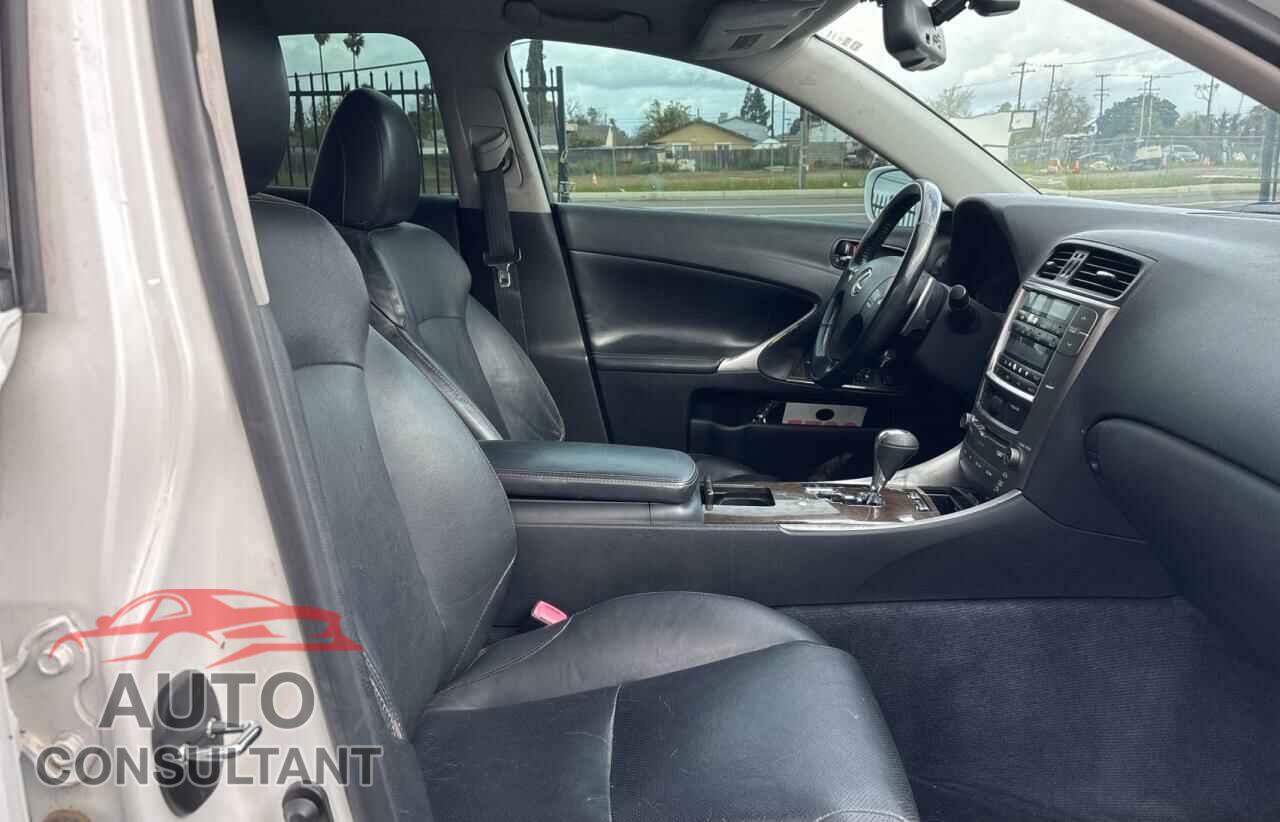 LEXUS IS 2009 - JTHBK262495094440