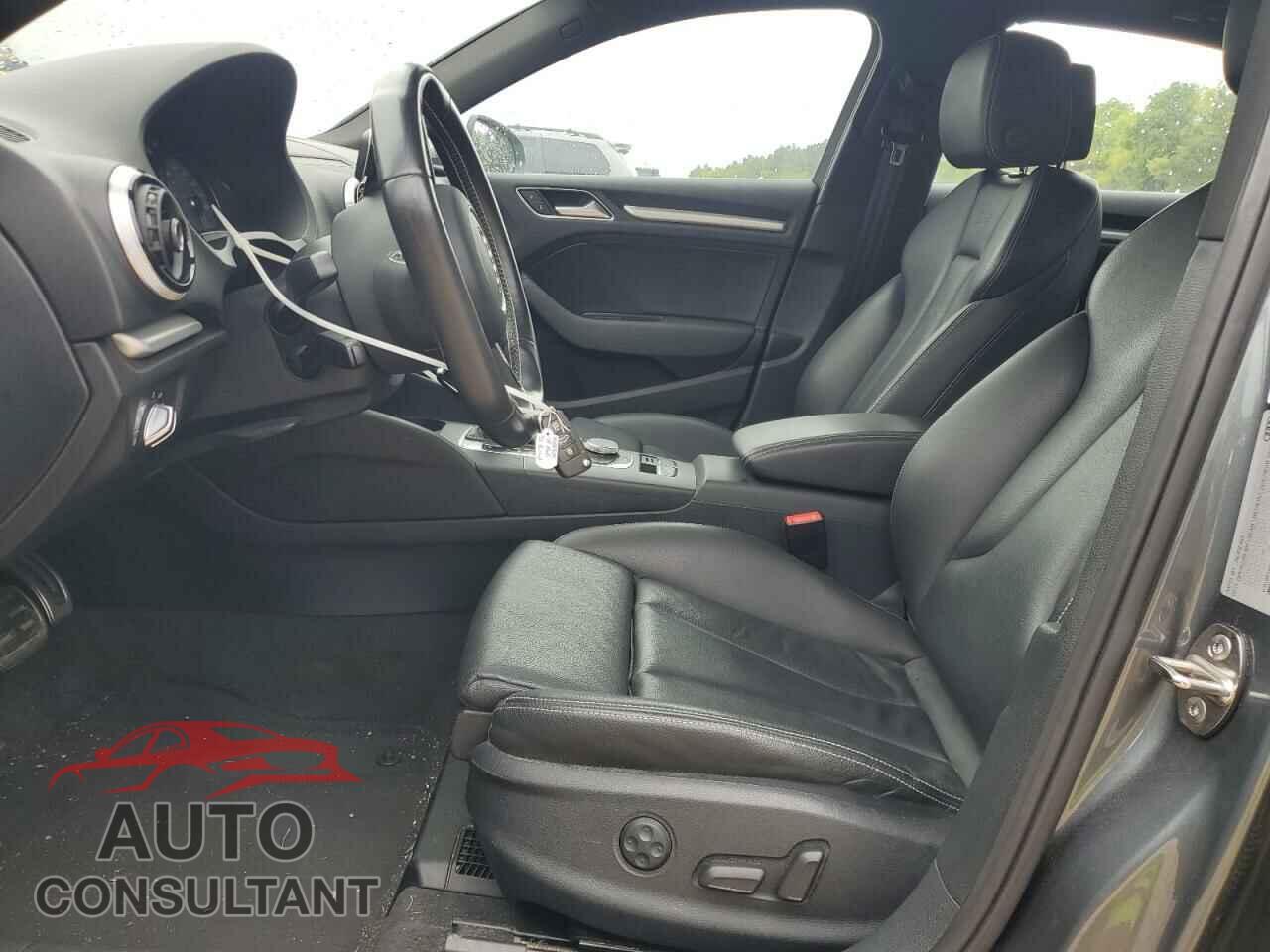 AUDI A3 2015 - WAUBFGFF8F1124710