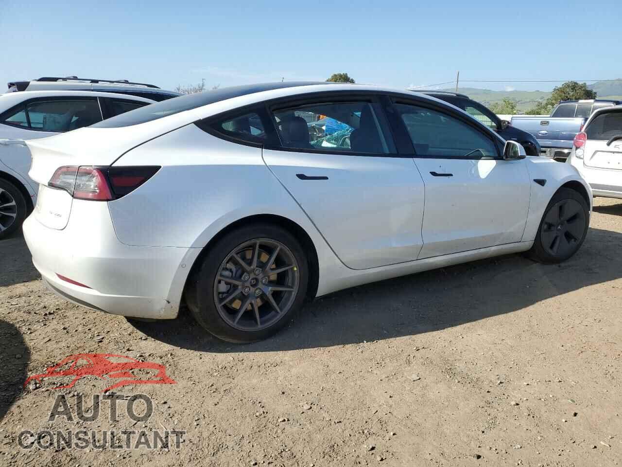 TESLA MODEL 3 2022 - 5YJ3E1EB6NF183931