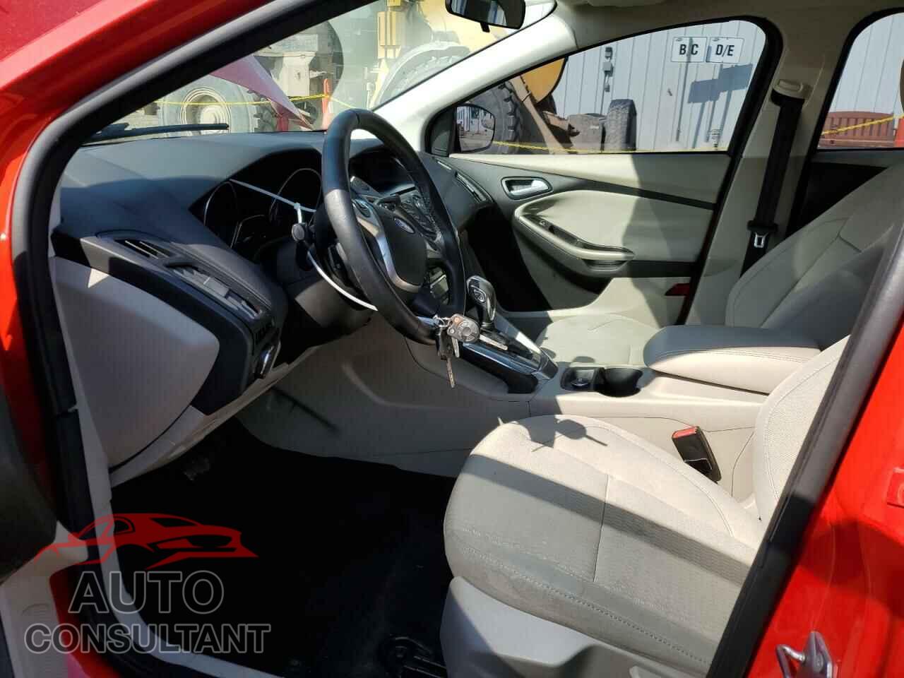 FORD FOCUS 2012 - 1FAHP3H27CL405898