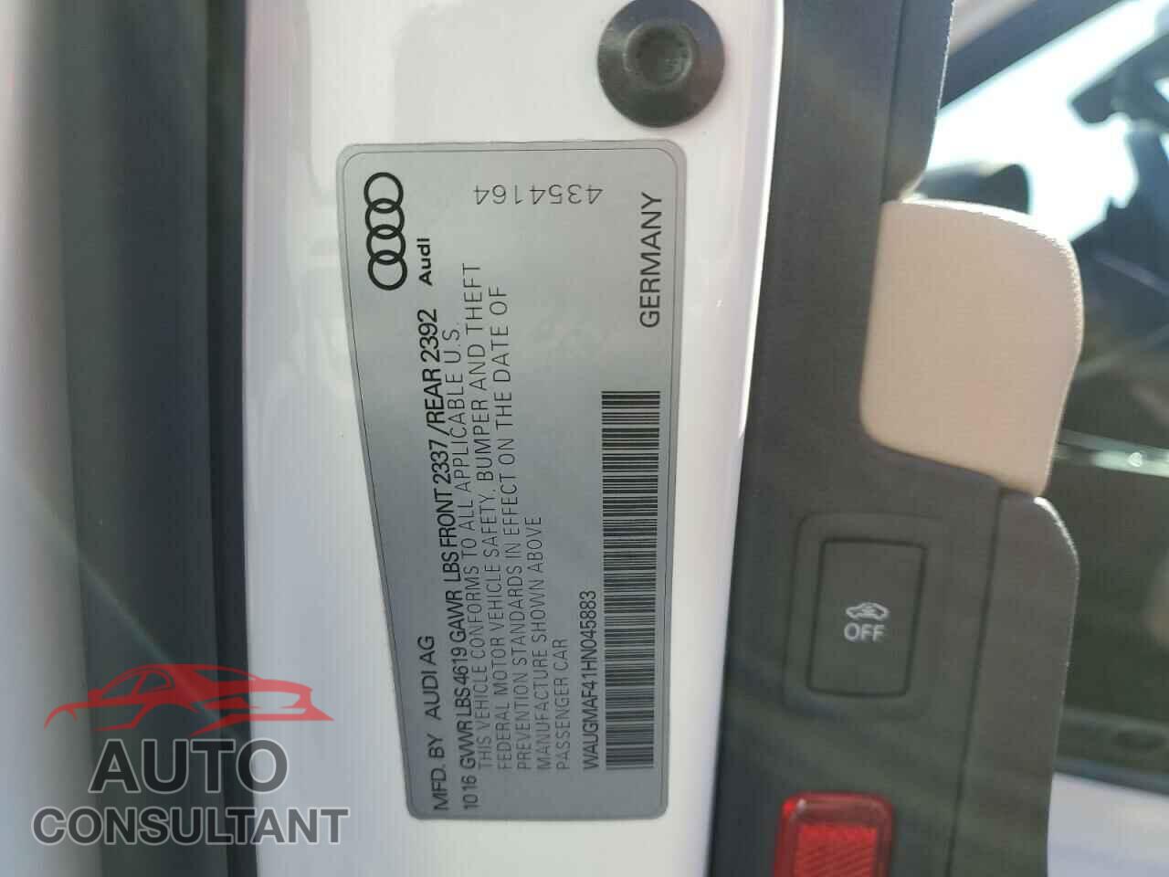AUDI A4 2017 - WAUGMAF41HN045883