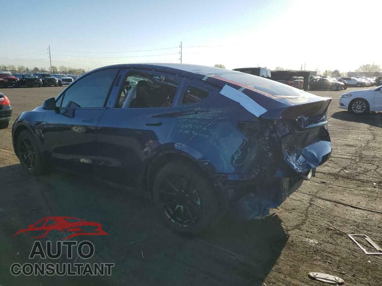 TESLA MODEL Y 2021 - 5YJYGDEE5MF188533