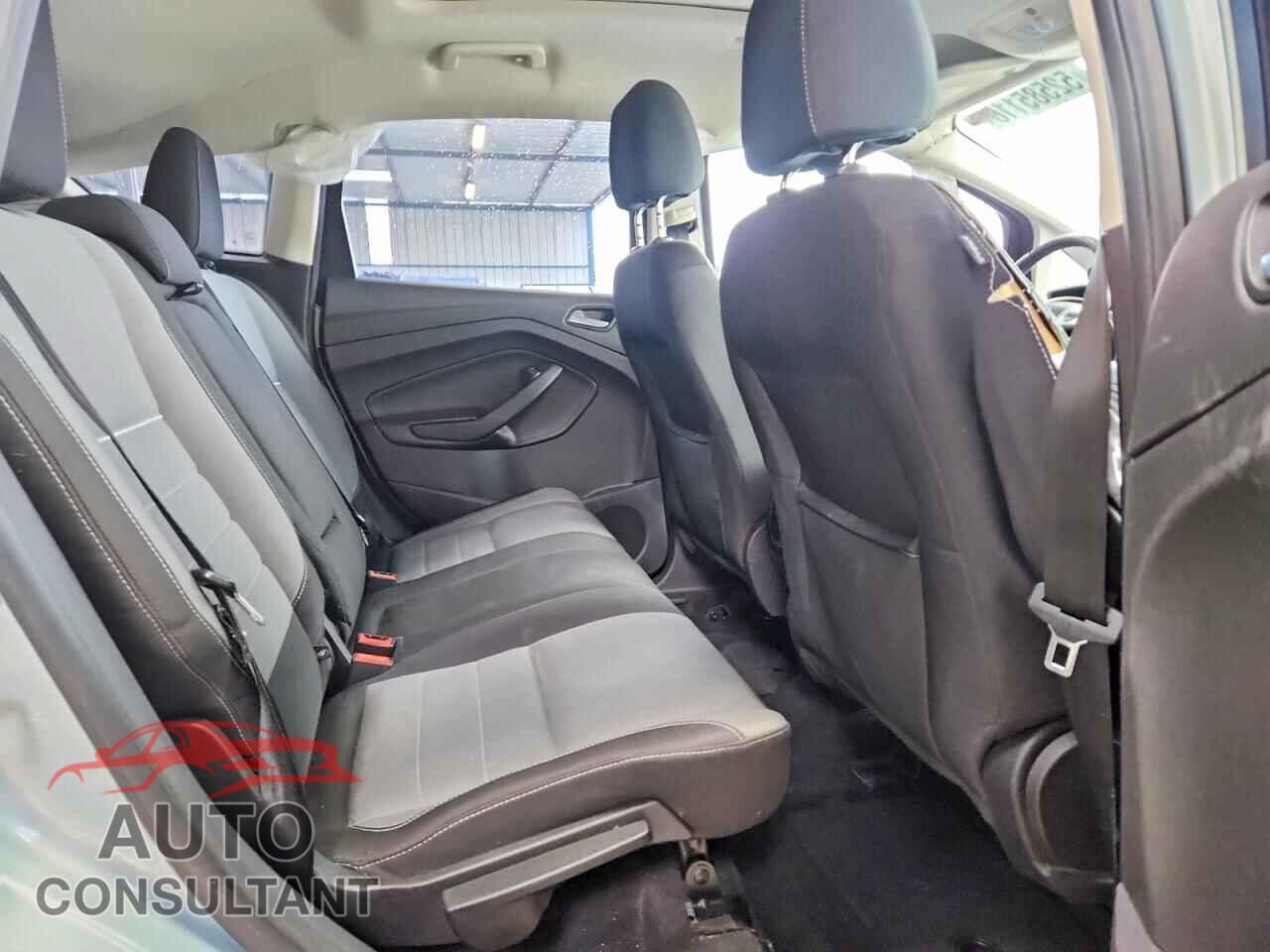 FORD CMAX 2014 - 1FADP5AU2EL500118