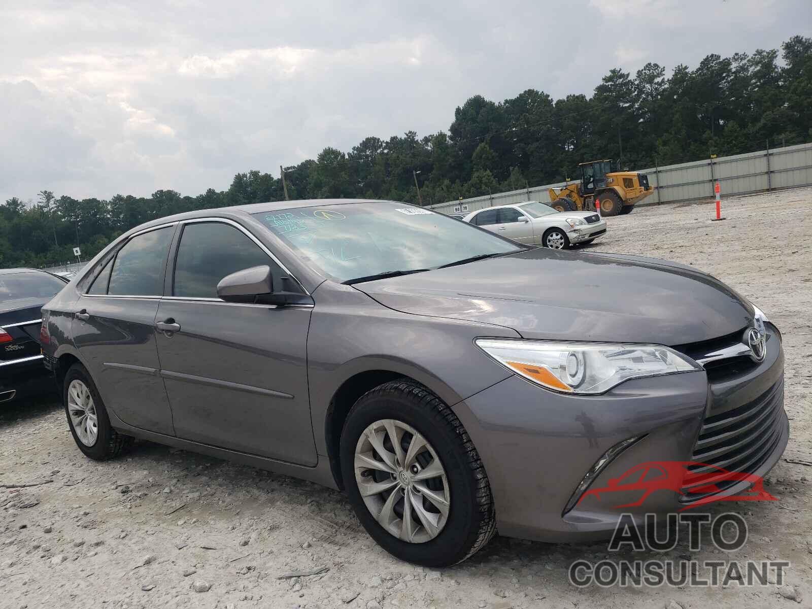 TOYOTA CAMRY 2016 - 4T4BF1FK6GR577030
