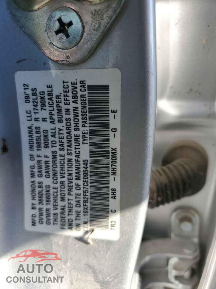 HONDA CIVIC 2012 - 19XFB2F57CE095445