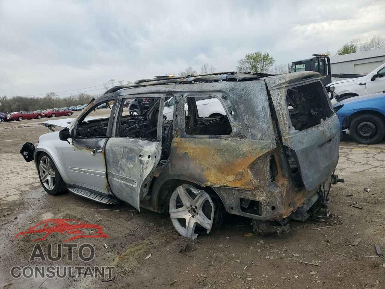 MERCEDES-BENZ GL-CLASS 2011 - 4JGBF8GE7BA657913