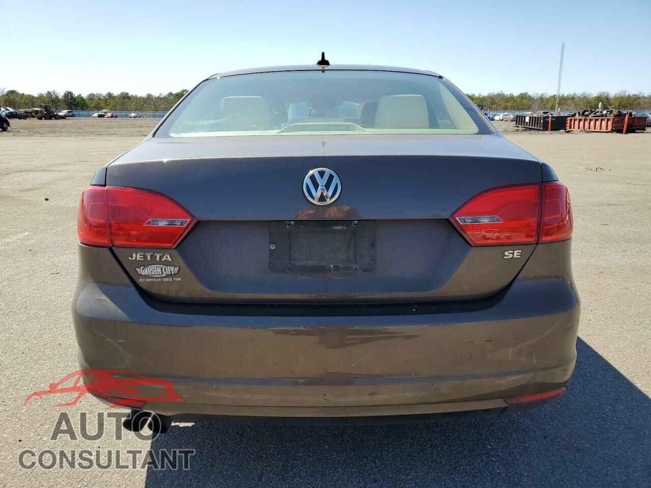 VOLKSWAGEN JETTA 2014 - 3VWD17AJ2EM418916