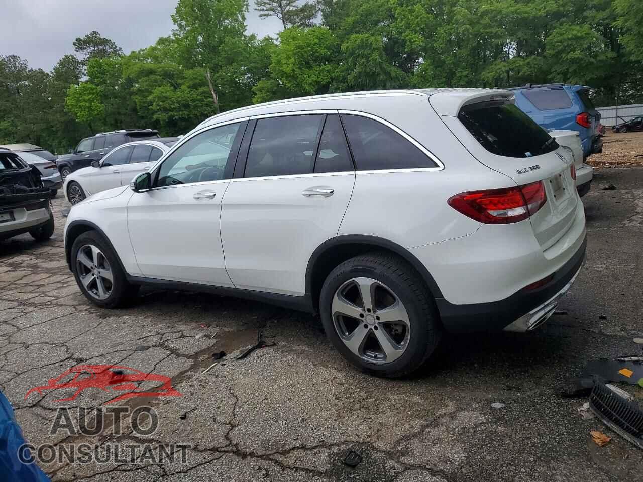MERCEDES-BENZ GLC-CLASS 2017 - WDC0G4JB1HF172849