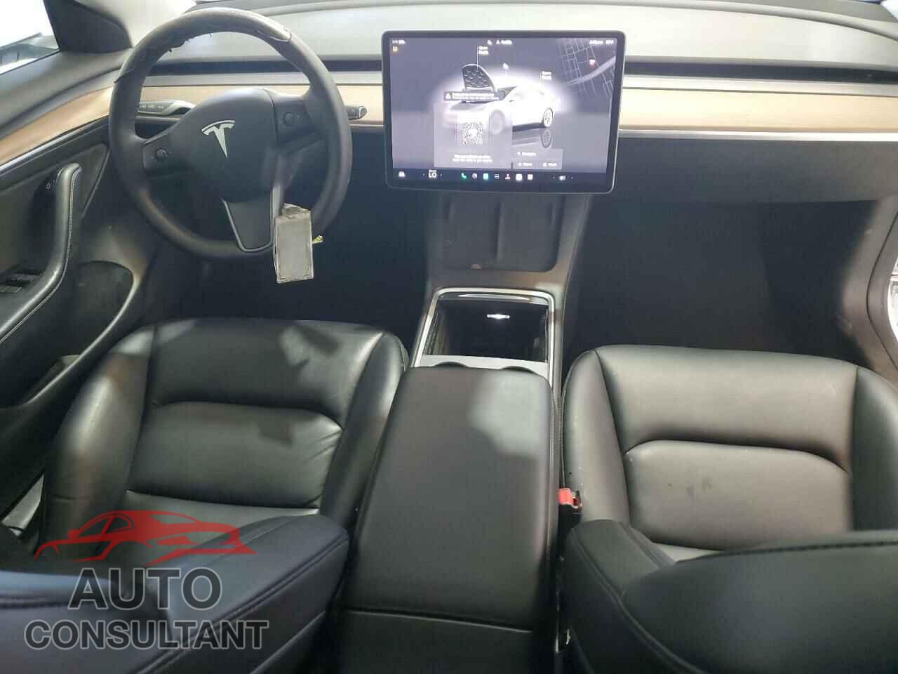 TESLA MODEL 3 2022 - 5YJ3E1EA4NF371371