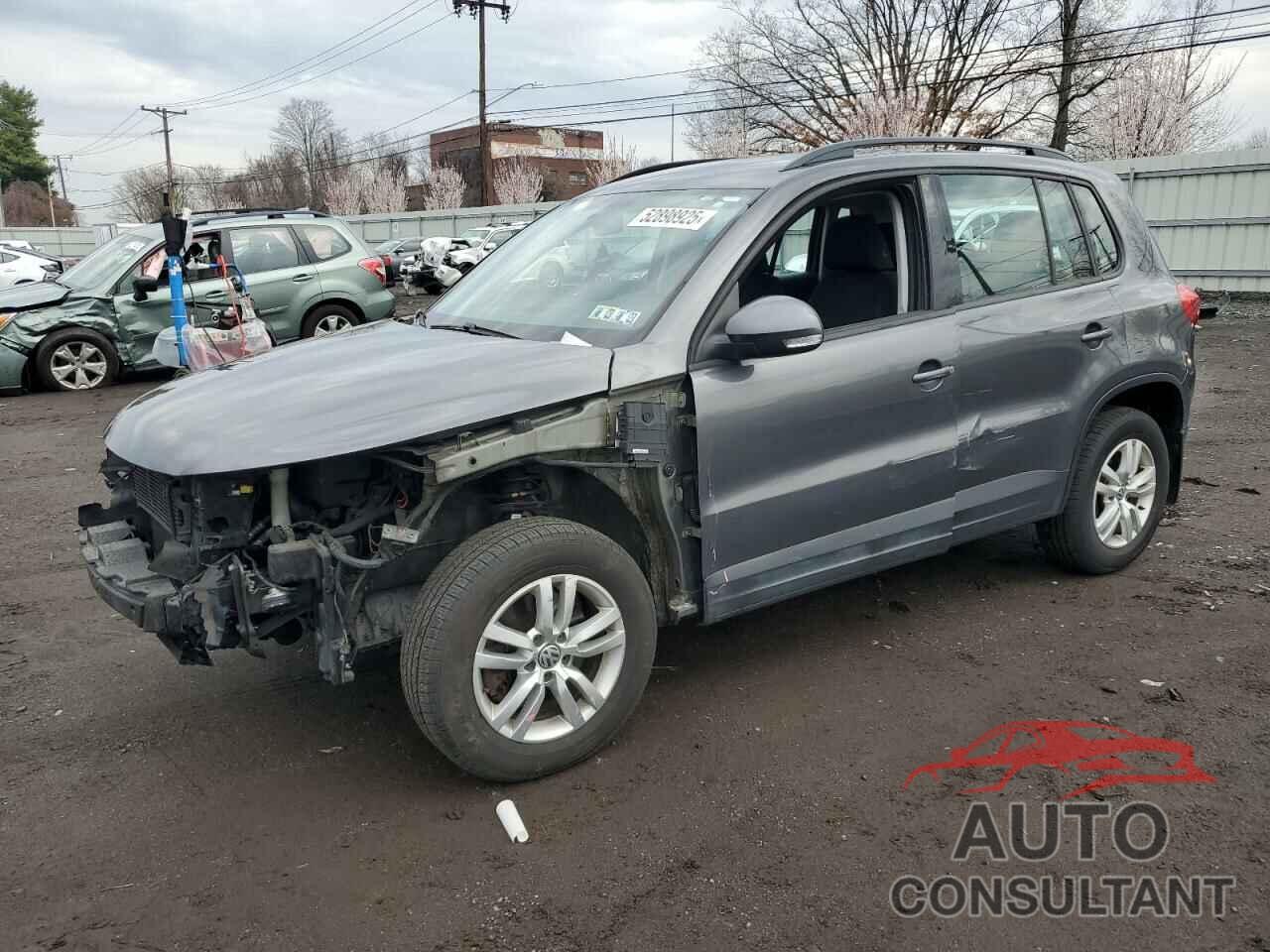 VOLKSWAGEN TIGUAN 2015 - WVGBV7AX2FW581081