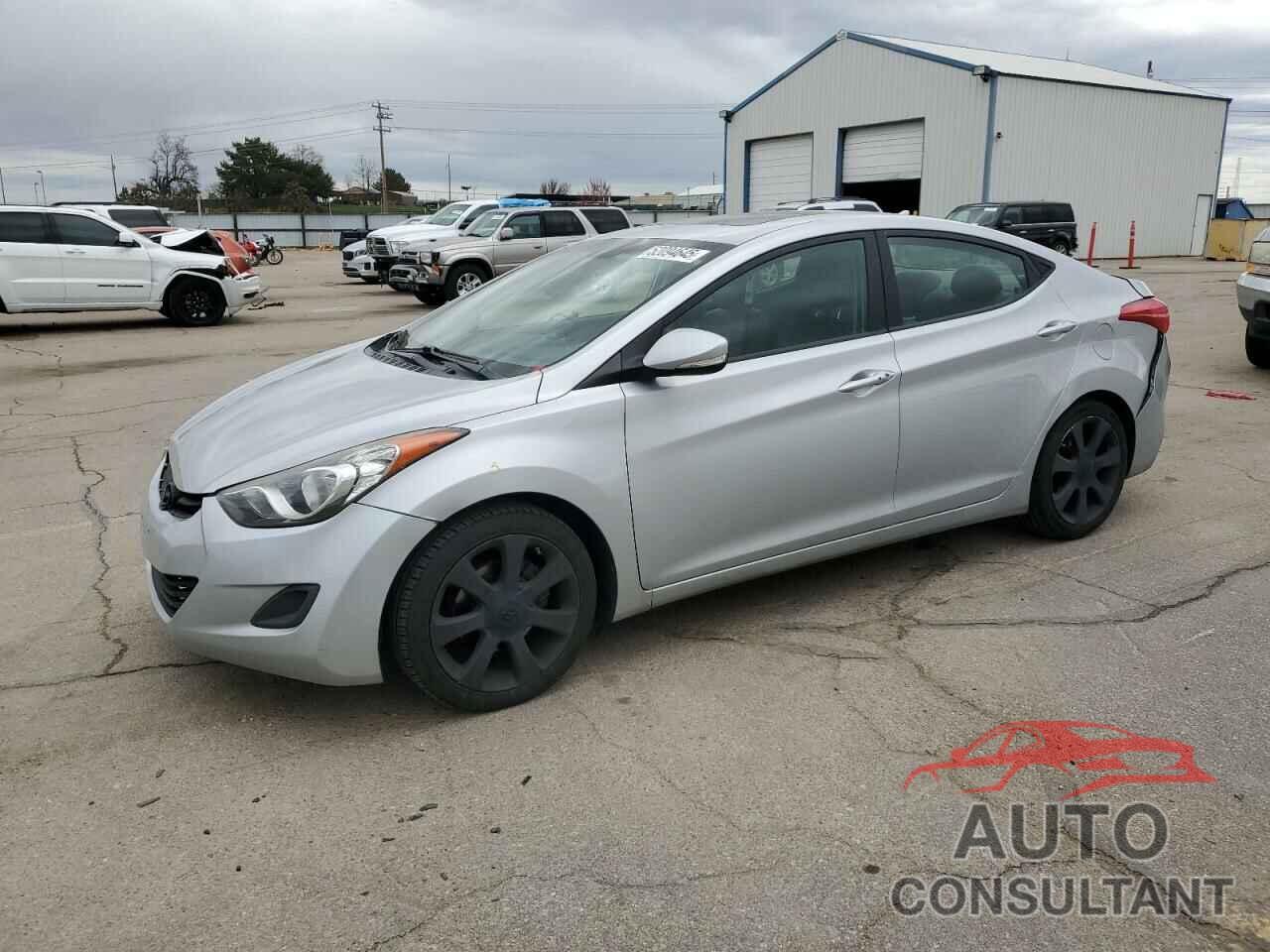 HYUNDAI ELANTRA 2012 - 5NPDH4AE8CH091912
