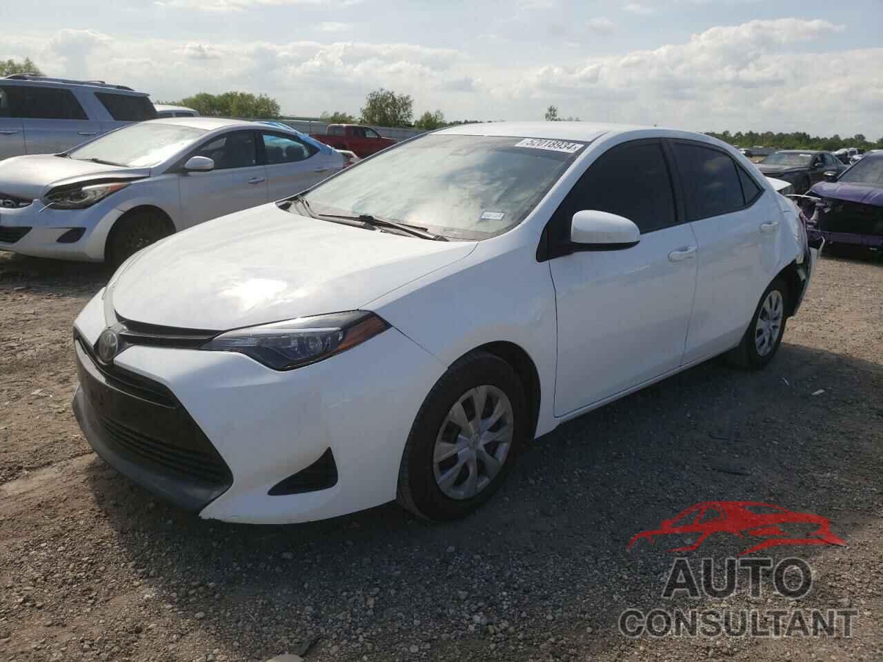 TOYOTA COROLLA 2018 - 5YFBURHEXJP815945