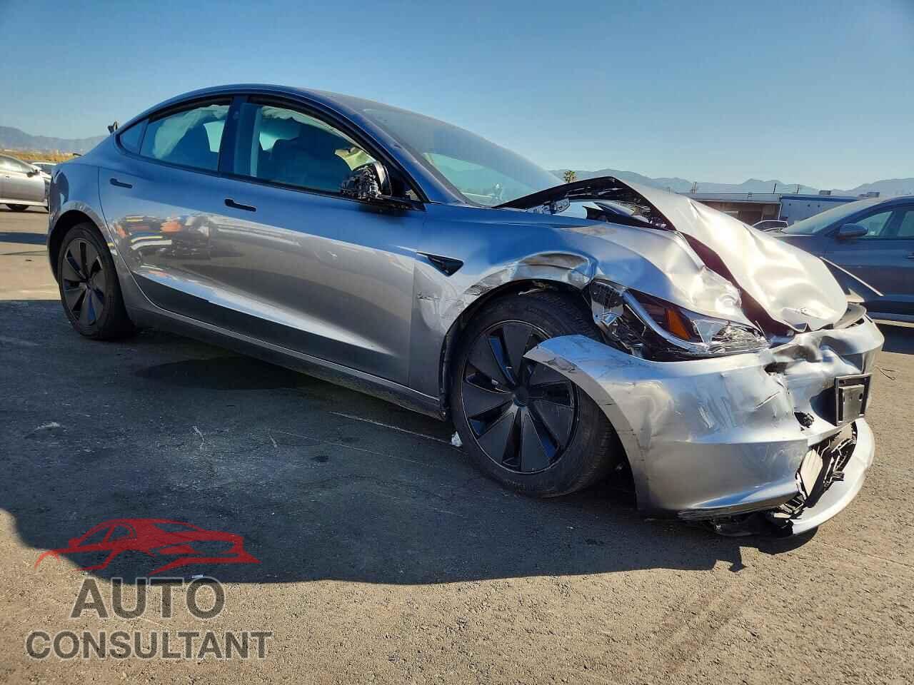 TESLA MODEL 3 2025 - 5YJ3E1EB3SF968628