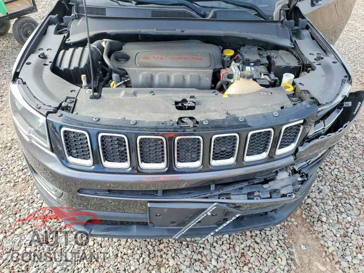 JEEP COMPASS 2018 - 3C4NJDBB4JT307748
