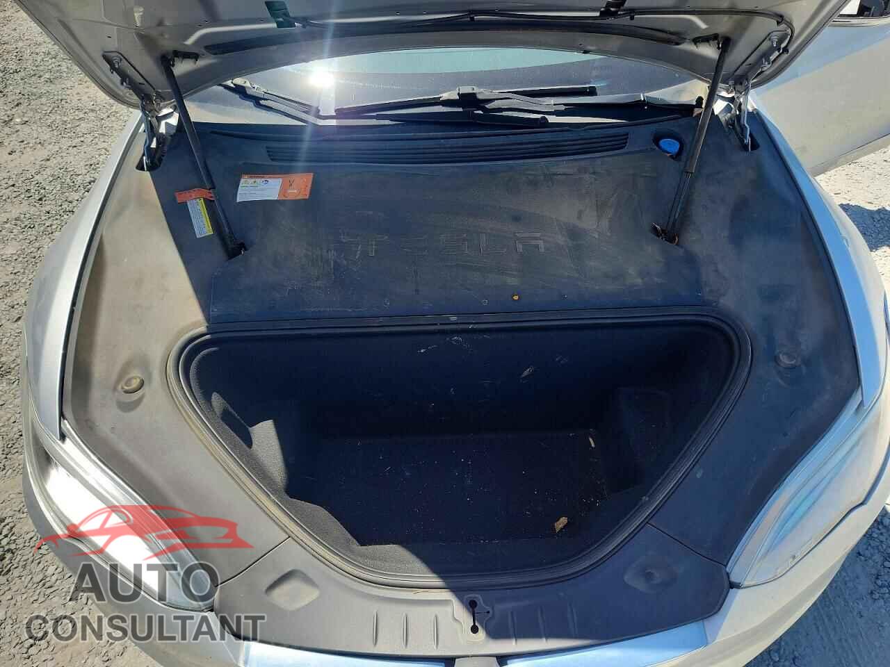 TESLA MODEL S 2016 - 5YJSA1E15GF175224