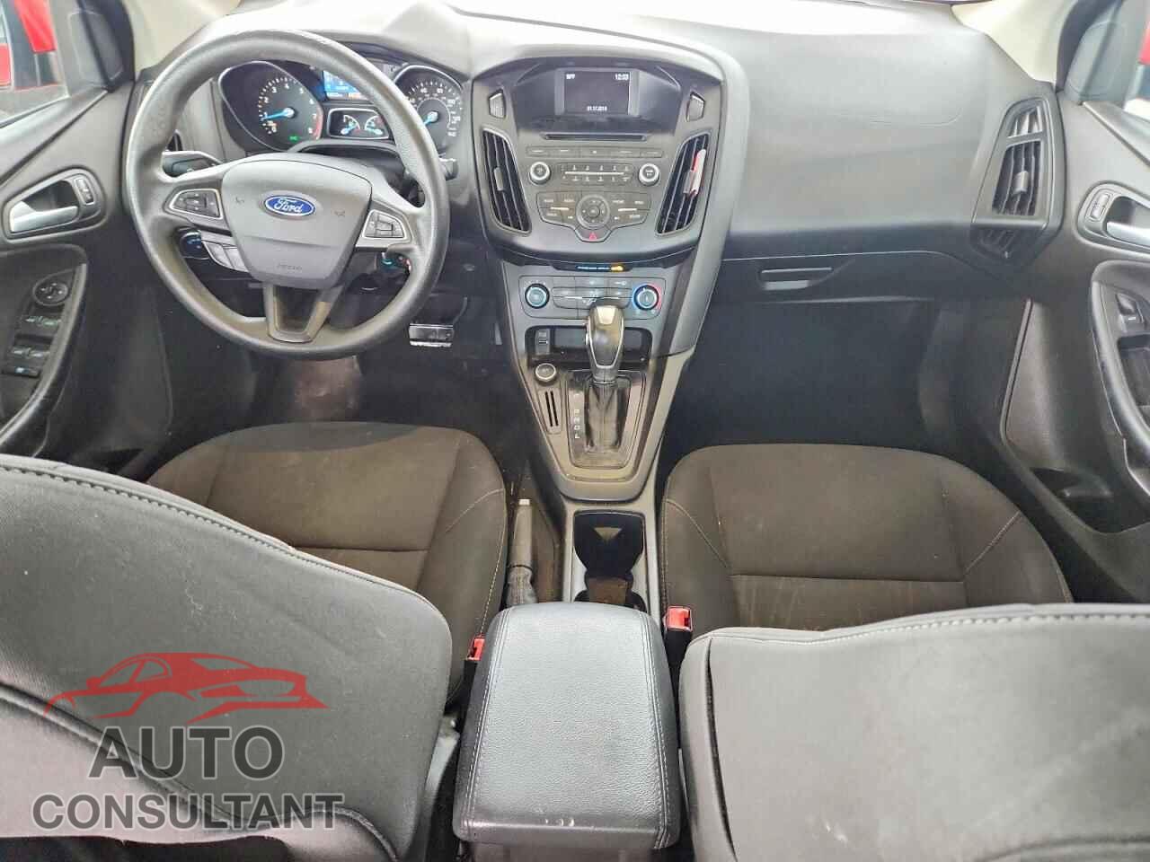 FORD FOCUS 2016 - 1FADP3F23GL284052