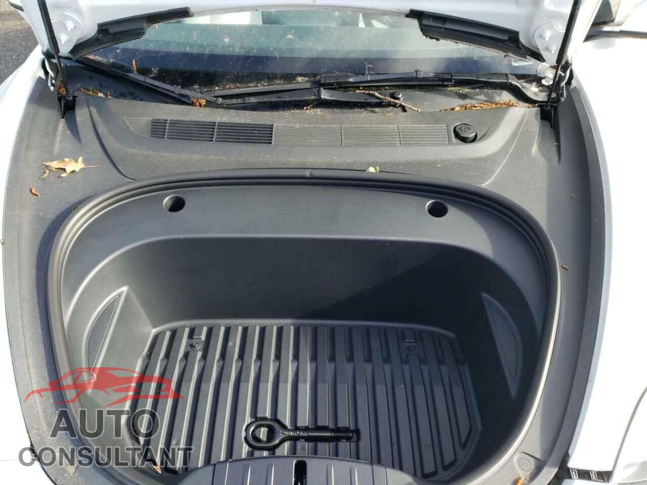 TESLA MODEL 3 2023 - 5YJ3E1EA8PF453588