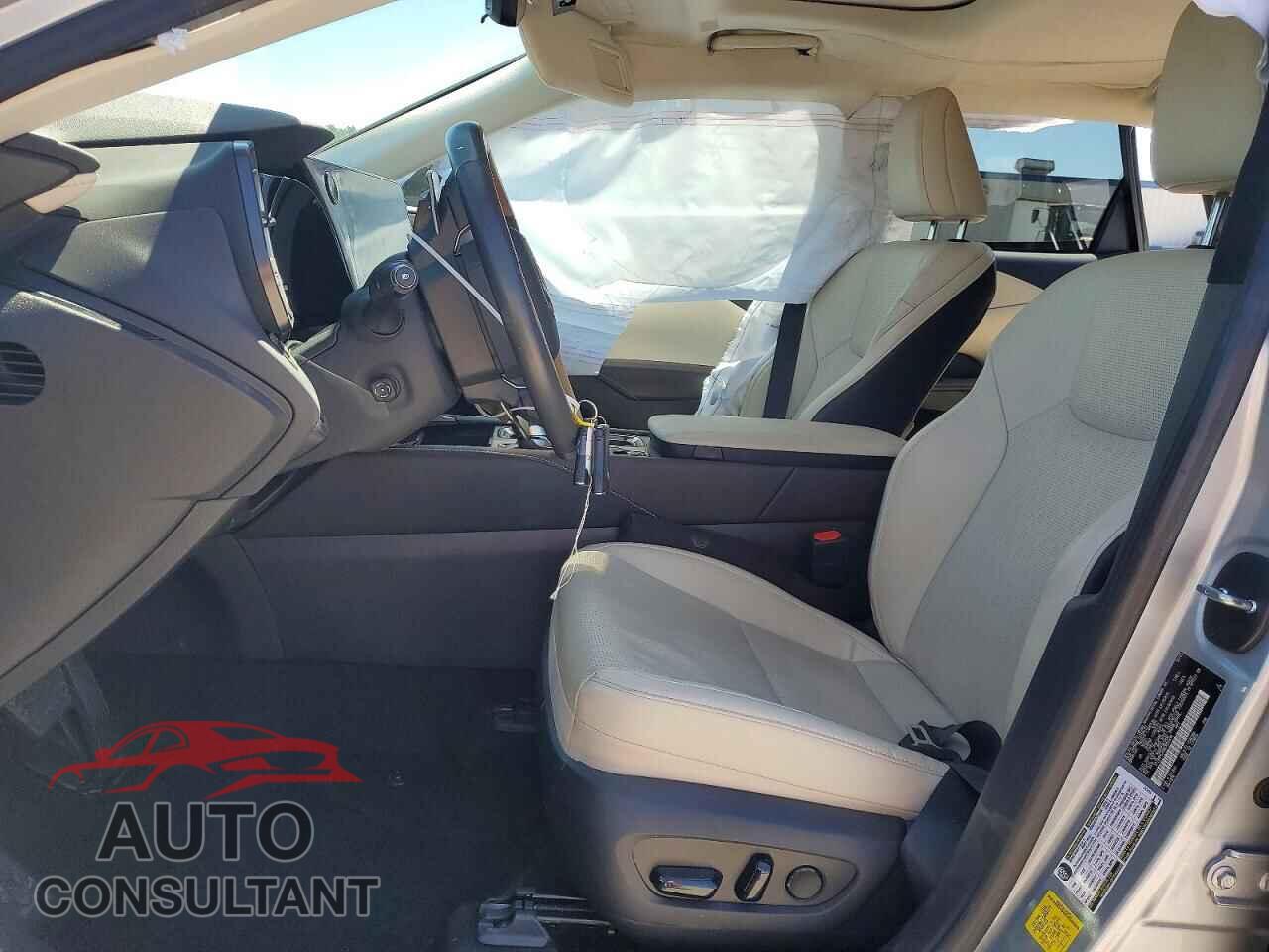 LEXUS UNKNOWN 2024 - 2T2BBMCA3RC025956