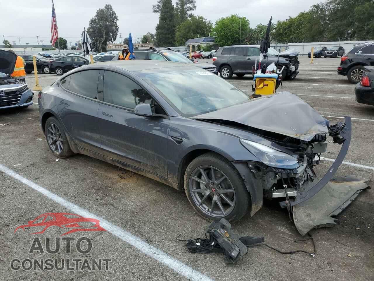 TESLA MODEL 3 2023 - 5YJ3E1EA3PF639703