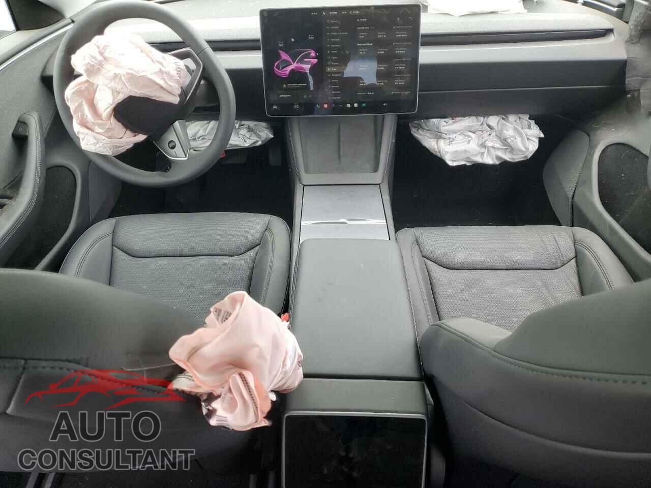 TESLA MODEL 3 2024 - 5YJ3E1EA7RF737832