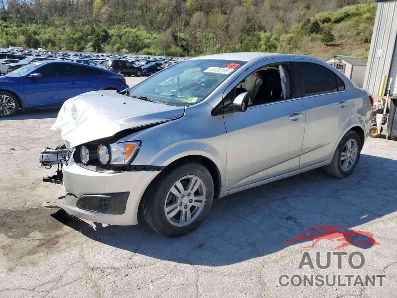 CHEVROLET SONIC 2016 - 1G1JC5SH6G4142568